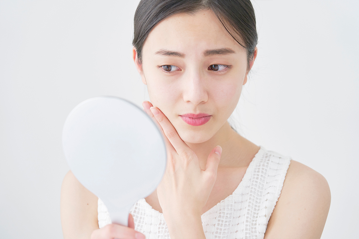 乾燥肌の改善におすすめの食べ物とは？避けるべきNGな食べ物も紹介