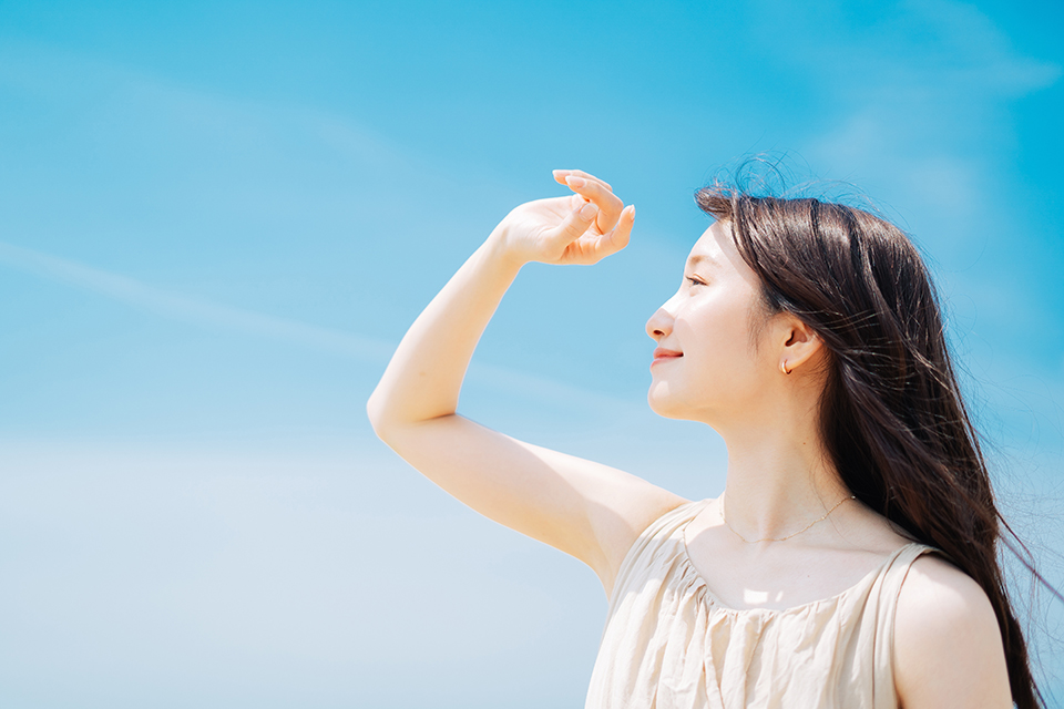 紫外線を浴びる肌のイメージ